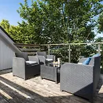 Pet Friendly In With Sauna Vils