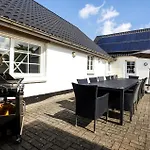 Pet Friendly In With Sauna Dom wakacyjny Vils